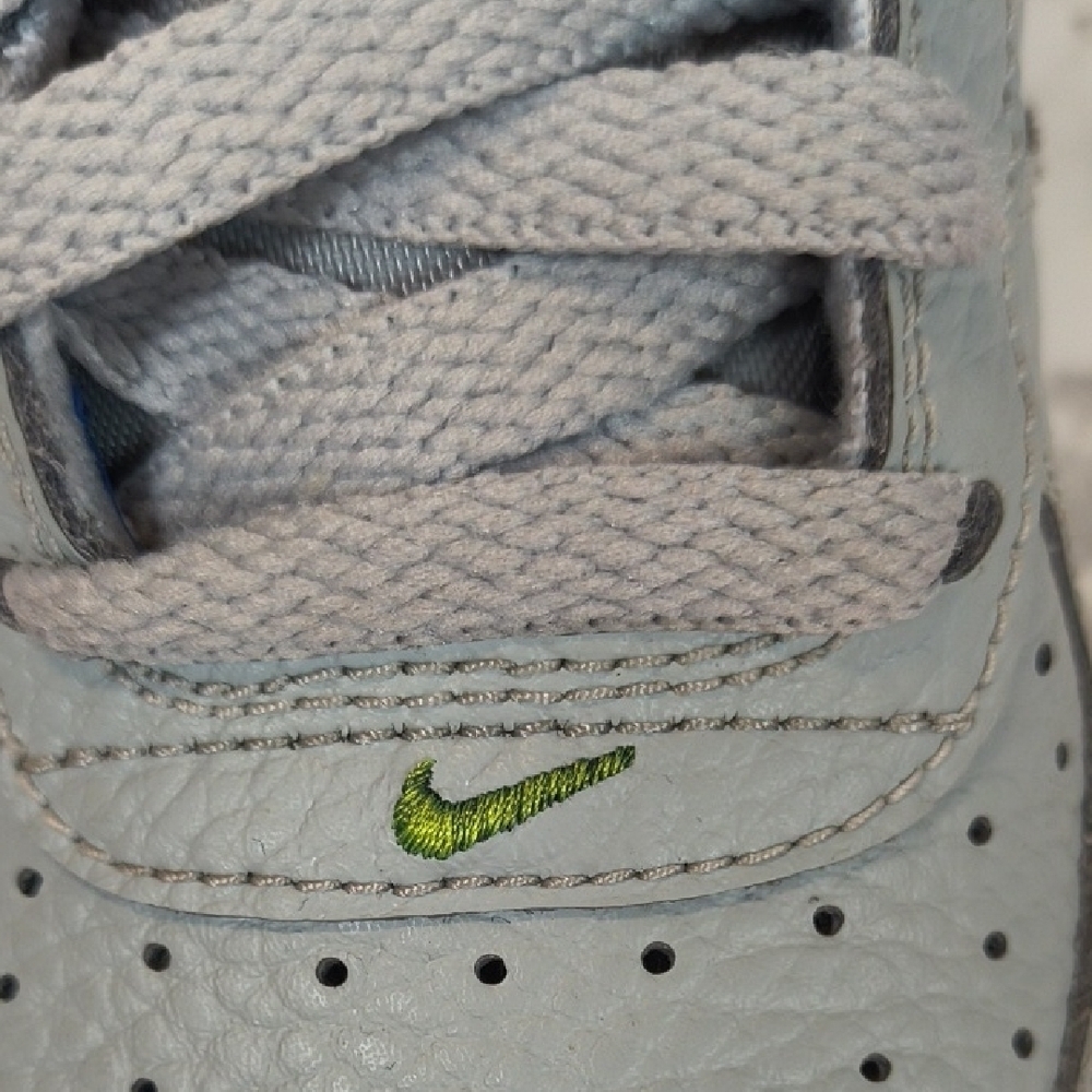 Nike Air Force 1 Low GS Light Smoke Gray Sneakers Size 4.5Y - Picture 8 of 12